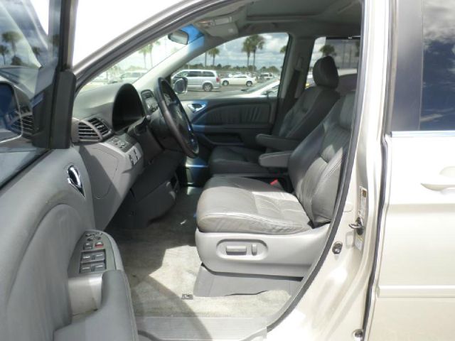 Honda Odyssey 2006 photo 4