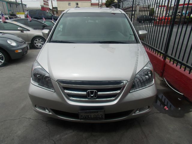 Honda Odyssey 2006 photo 2