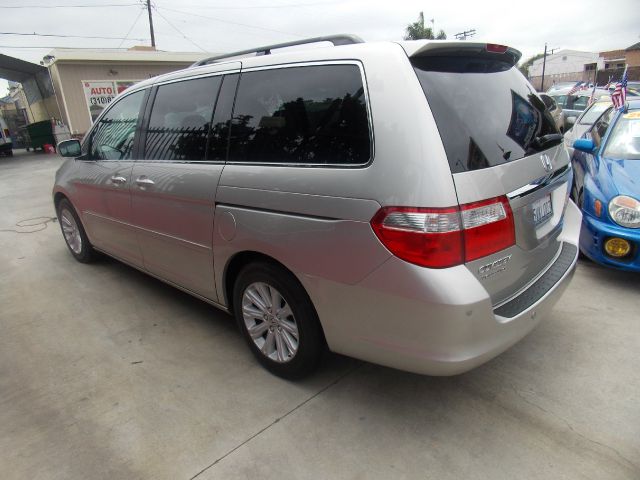 Honda Odyssey 2006 photo 3