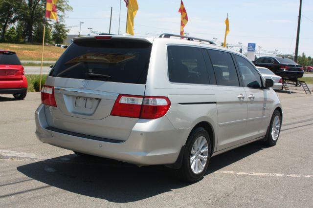 Honda Odyssey 2006 photo 1