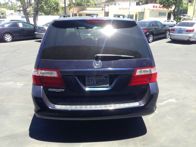 Honda Odyssey AWD SUN ROOF GAS Saver MiniVan