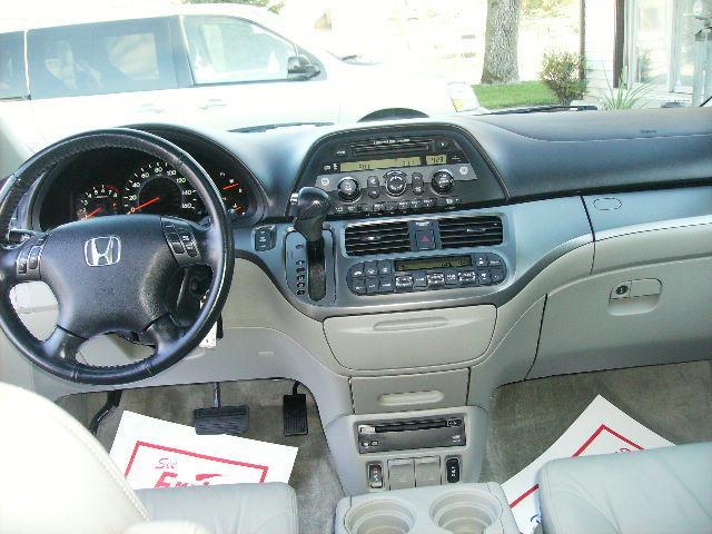 Honda Odyssey 2006 photo 1