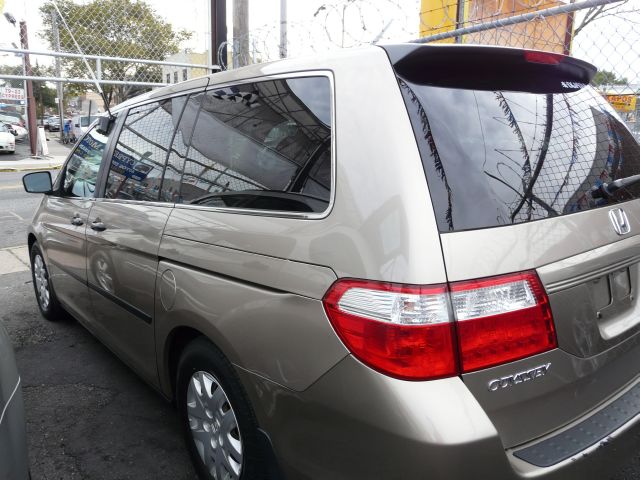 Honda Odyssey 2006 photo 1