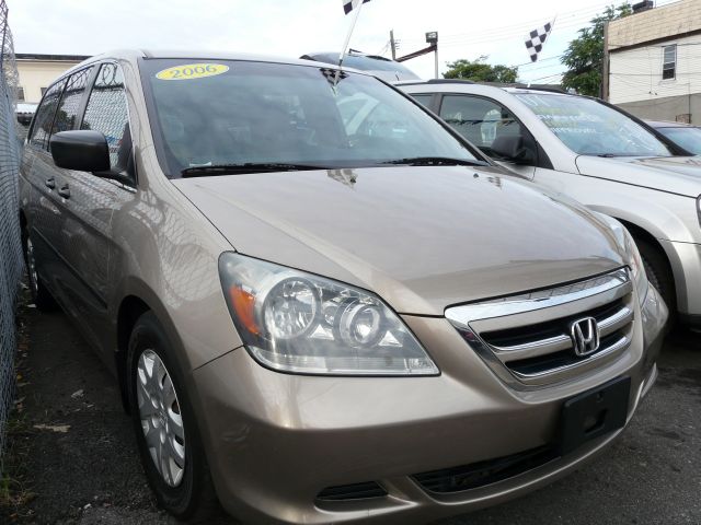 Honda Odyssey 2006 photo 2