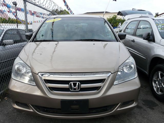 Honda Odyssey 2006 photo 3