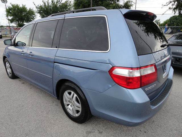 Honda Odyssey 2006 photo 3