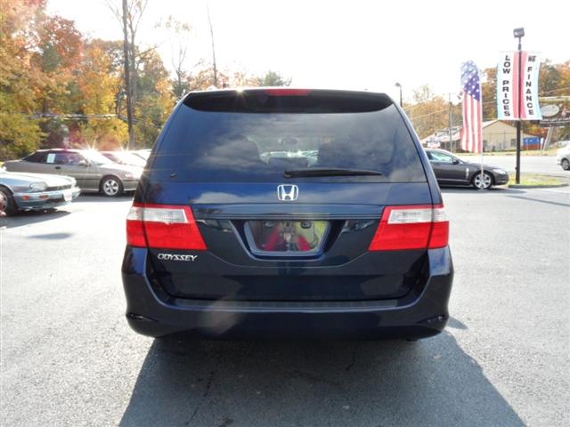 Honda Odyssey 2006 photo 3