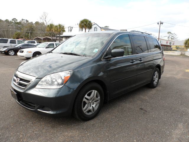 Honda Odyssey 2006 photo 2