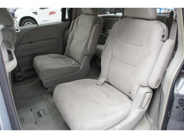 Honda Odyssey 2006 photo 2