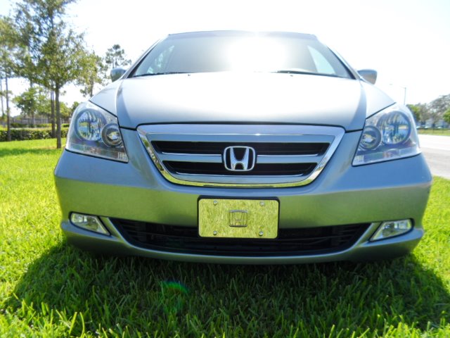 Honda Odyssey 2006 photo 3