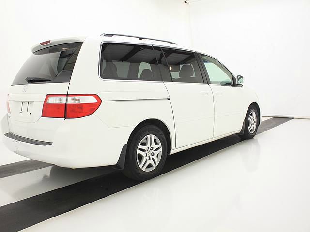 Honda Odyssey 2006 photo 2