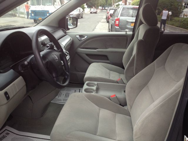Honda Odyssey 2006 photo 4