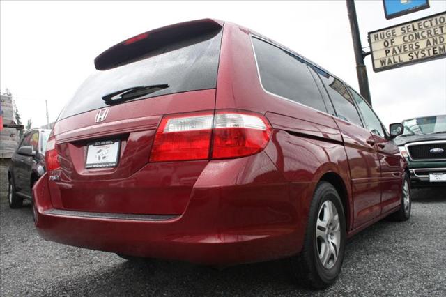 Honda Odyssey 4dr Sdn 5-spd Auto RWD Sedan MiniVan
