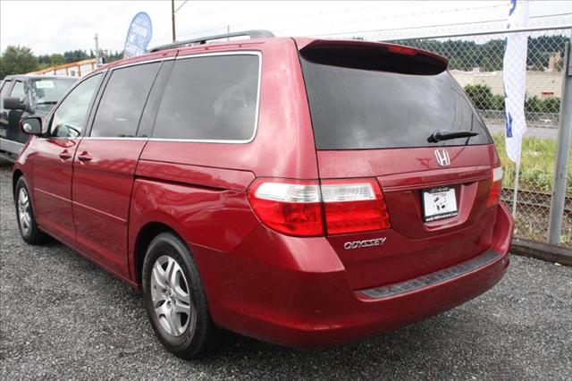 Honda Odyssey 2006 photo 2