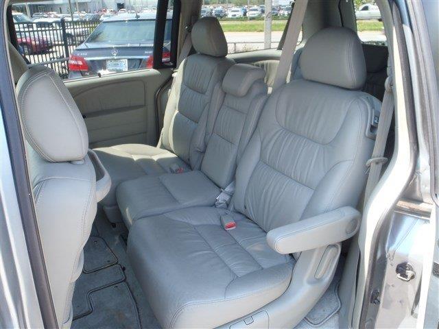 Honda Odyssey LS 2WD MiniVan