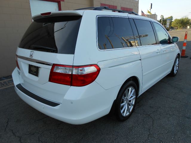 Honda Odyssey RTS 4WD MiniVan