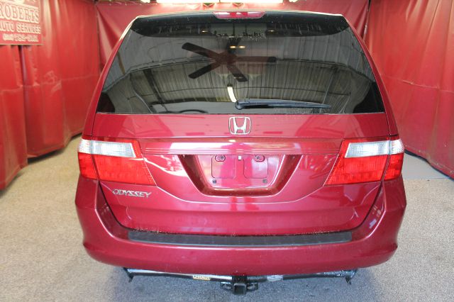 Honda Odyssey 2006 photo 2