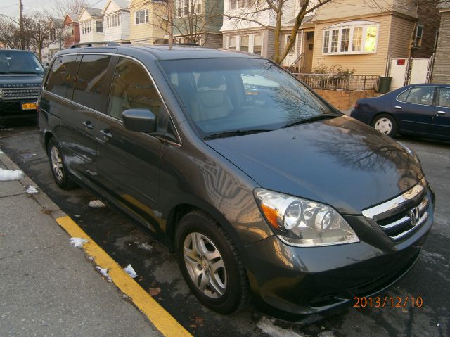 Honda Odyssey 2006 photo 3
