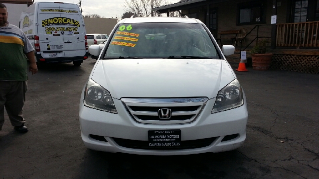 Honda Odyssey 2006 photo 3