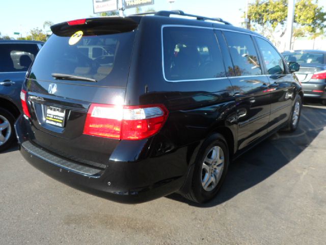 Honda Odyssey 2006 photo 1