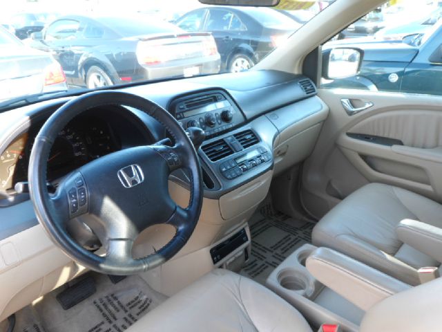 Honda Odyssey 2006 photo 3