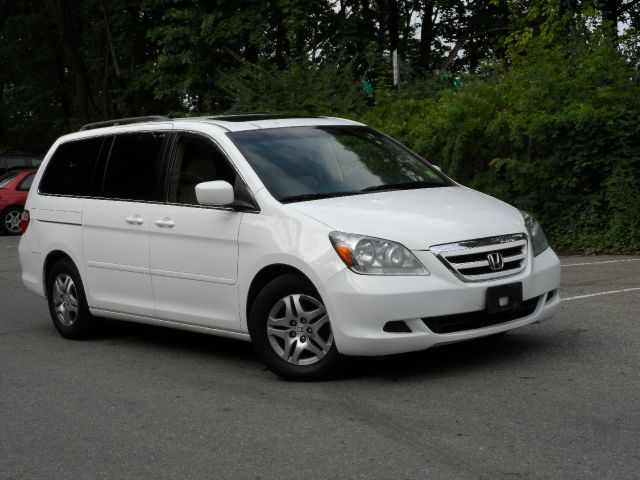 Honda Odyssey AWD SUN ROOF GAS Saver MiniVan