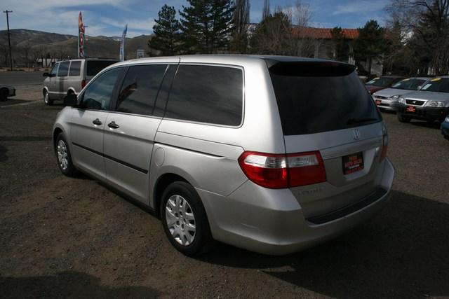 Honda Odyssey 2007 photo 2