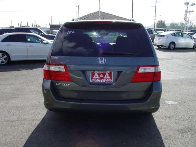 Honda Odyssey LS 2WD MiniVan