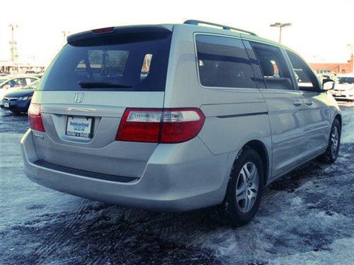 Honda Odyssey 2007 photo 3