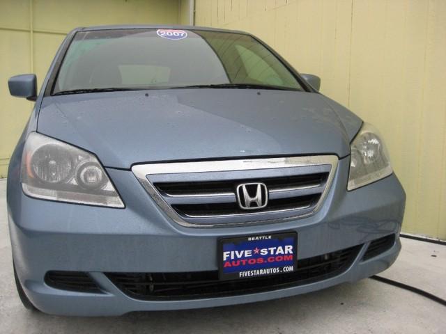 Honda Odyssey 2007 photo 2