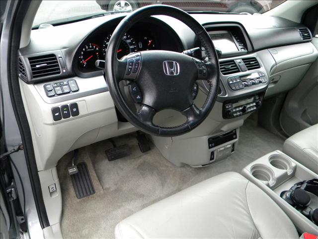 Honda Odyssey 5 LS MiniVan