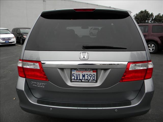 Honda Odyssey 2007 photo 2