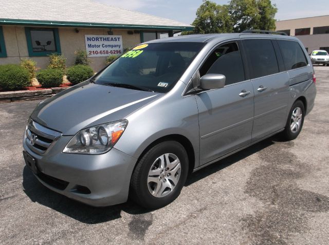 Honda Odyssey 2007 photo 4