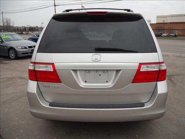 Honda Odyssey 2007 photo 2