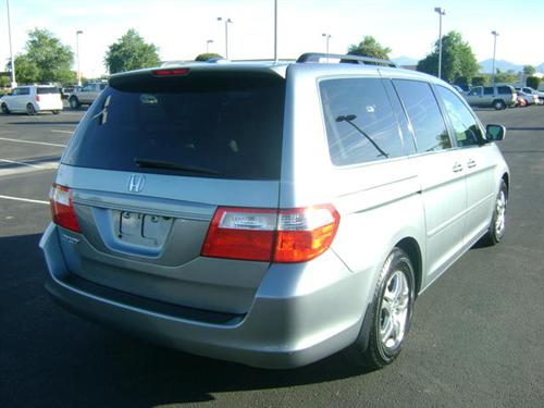 Honda Odyssey 2007 photo 3