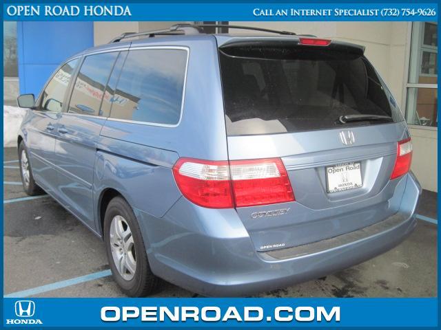 Honda Odyssey 2007 photo 2