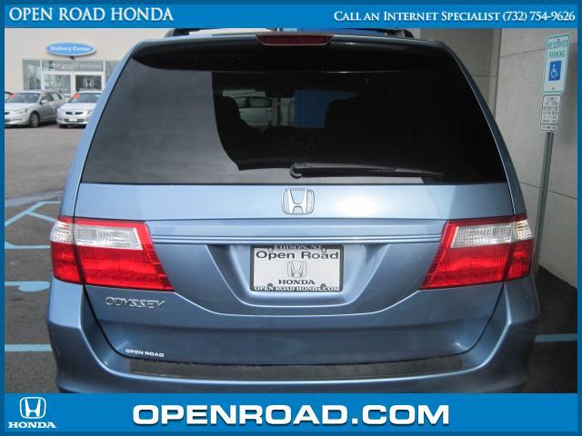 Honda Odyssey 2007 photo 3