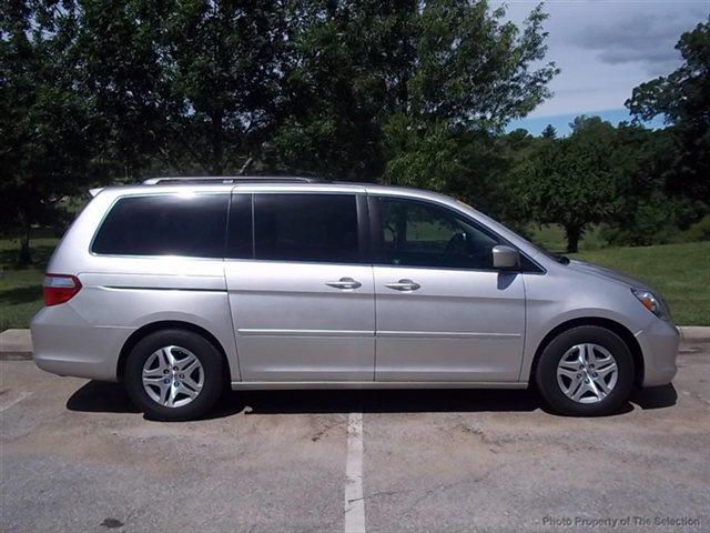 Honda Odyssey 2007 photo 3