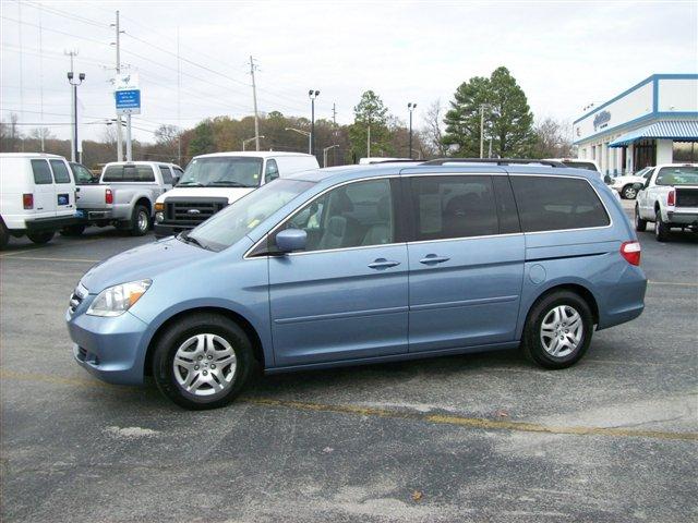 Honda Odyssey LS 2WD MiniVan