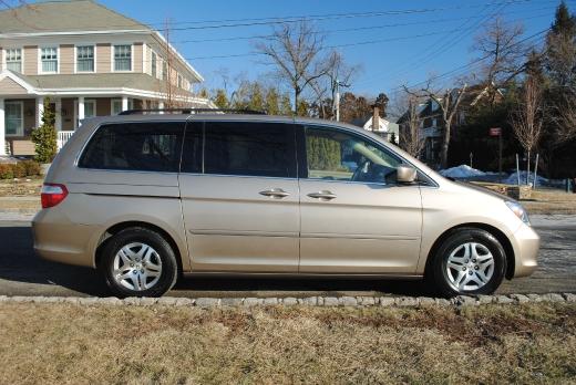Honda Odyssey 2007 photo 2