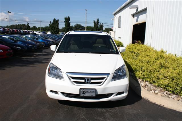 Honda Odyssey 2007 photo 2