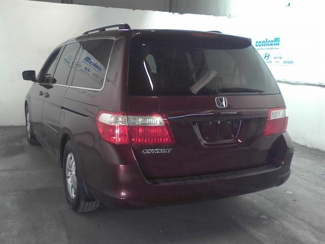 Honda Odyssey 2007 photo 3