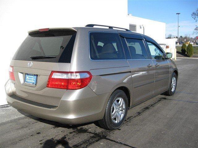 Honda Odyssey 2007 photo 2