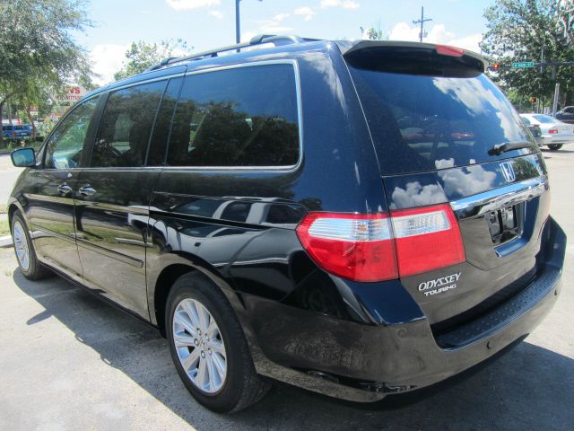 Honda Odyssey 2007 photo 3