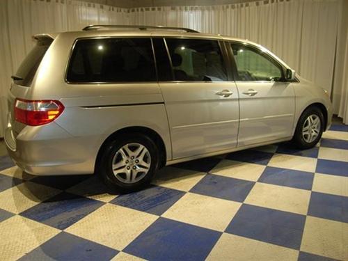 Honda Odyssey 2007 photo 3