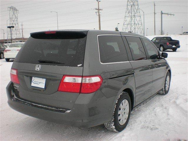 Honda Odyssey 2007 photo 3