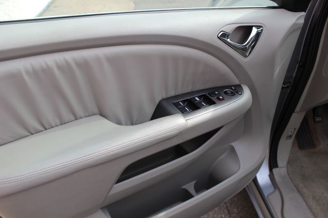 Honda Odyssey 2007 photo 2