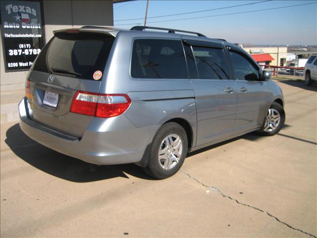 Honda Odyssey 2007 photo 2