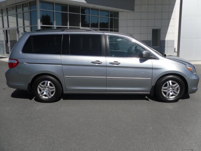 Honda Odyssey 2007 photo 2