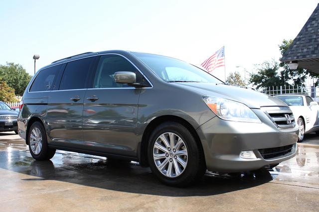 Honda Odyssey 2007 photo 2